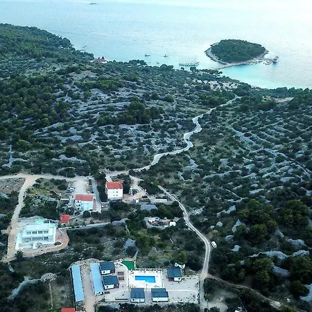 Parque de vacaciones Marina Brugor