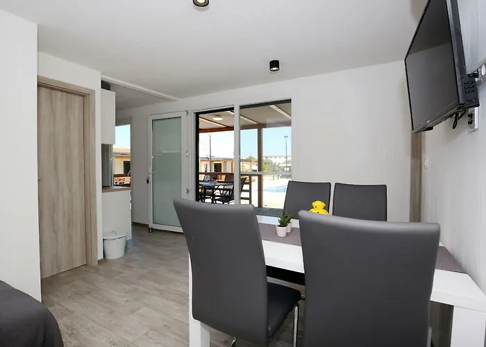 Aldeamento Turístico Marina Brugor *