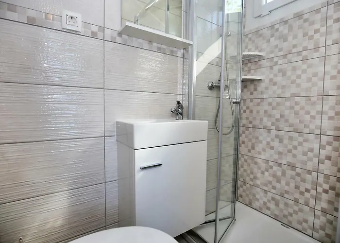 Marina Brugor * 무르테르