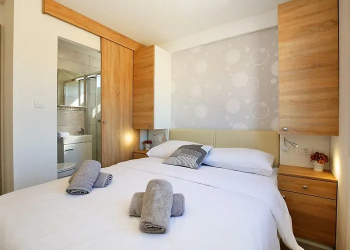 Marina Brugor * 무르테르