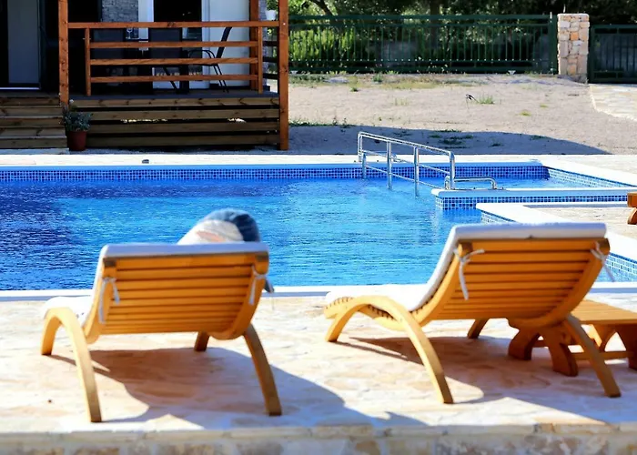 Marina Brugor Murter