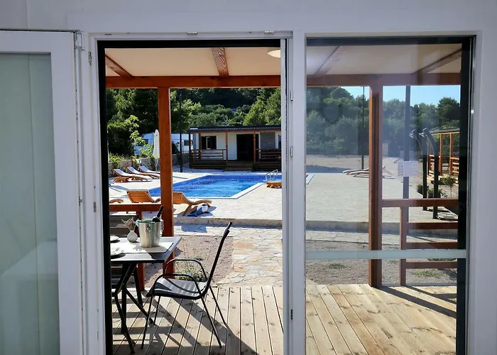 Holiday park Marina Brugor *