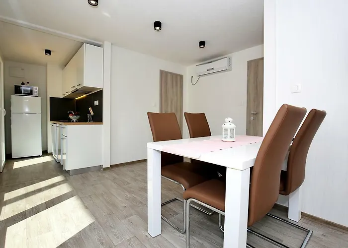 Holiday park Marina Brugor